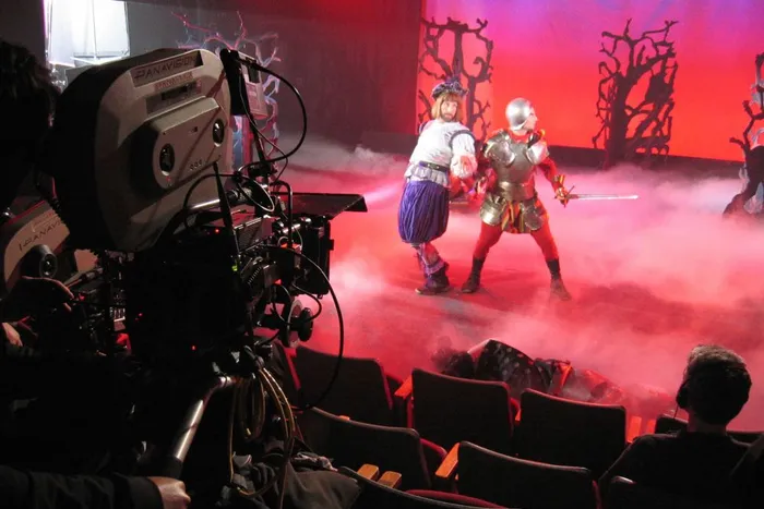 Jeff Daniels and Ross Benjamin in a campy ‘Richard III’.