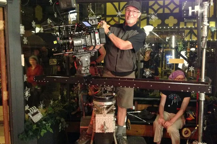 Illustrious operator Keith Thompson uses a RED Epic camera on a two metre 'Overkeeper'.